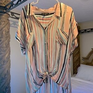 Cute boutique shirt.